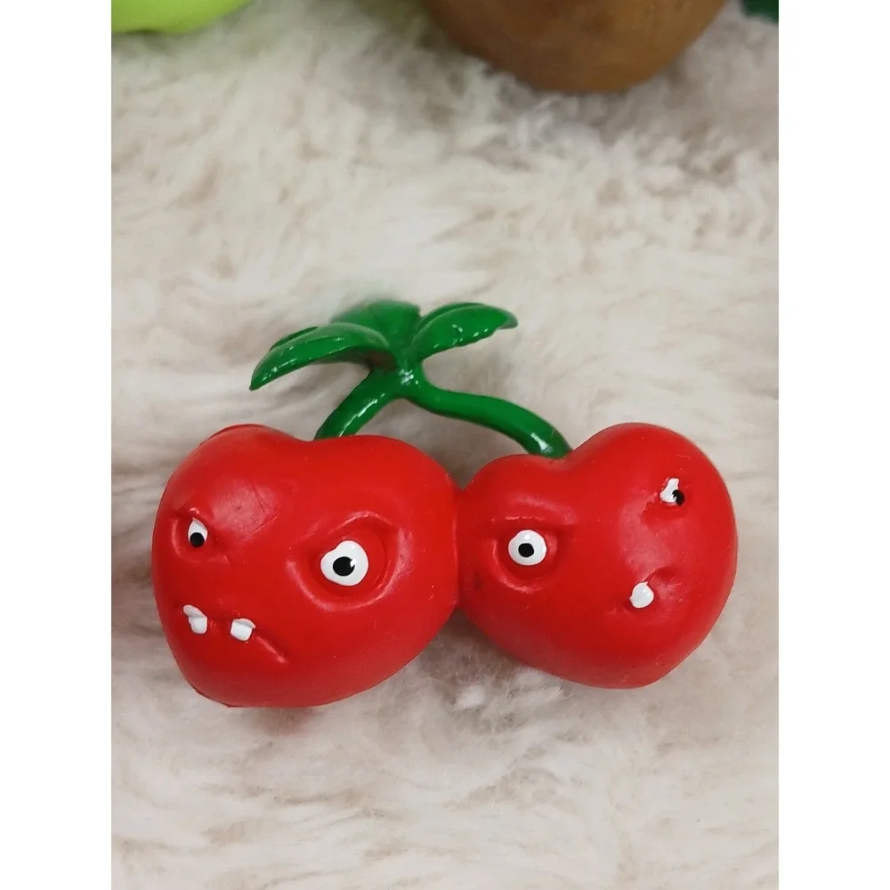 Plants Vs. Zombies Large Lot of 9 Figures cake‎ topper toys used